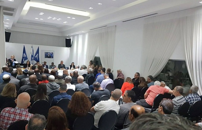 הפגנת כח בכנס הרמת כוסית בסניף הליכוד בחדרה