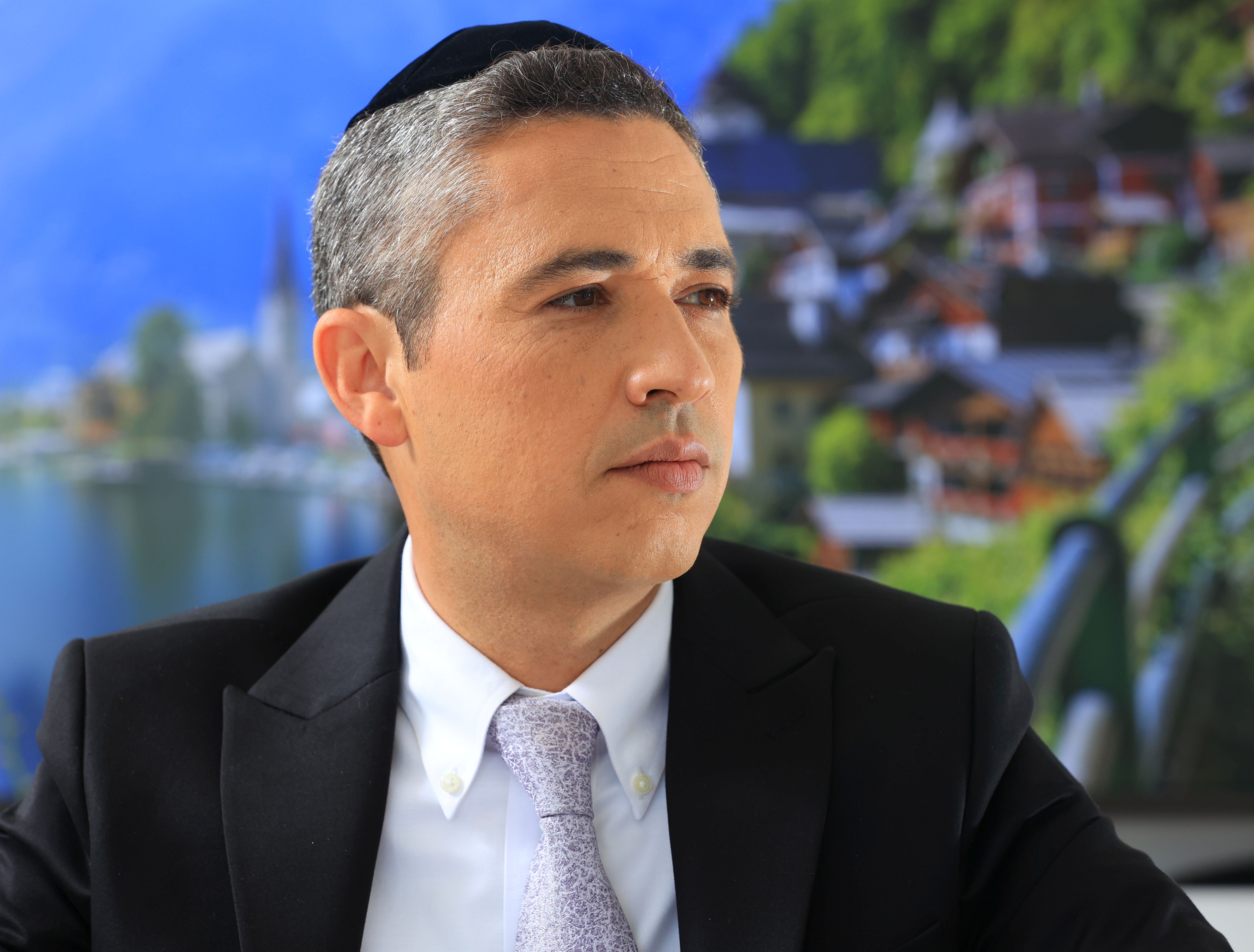 ������ ���� ����� �� ����� ���� ����� ���� ����� �����