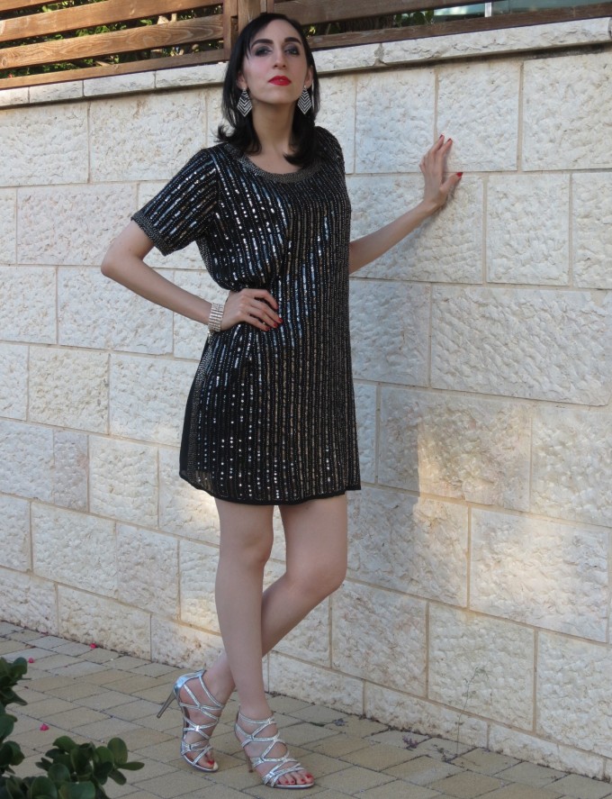לחץ להגדלה